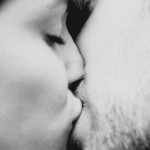 Есть вещи, которые можно выразить только через поцелуй… Все самое глубокое и самое чистое исходит из…