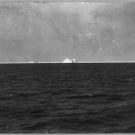 Виновник гибели «Титаника» — тот самый айсберг. Фото сделано с «Карпатии»…….