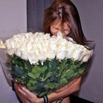 Каждой девочке ,девушке,женщине приятно получить букет цветов,а от любимого вдвойне приятно ! Дарите…
