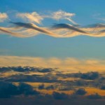 Облака похожи на цепочку ДНК….