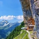Домик в Альпах, Швейцария…