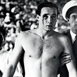 Член венгерской сборной по водному поло Эрвин Задор после матча с СССР. …