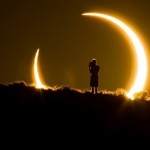 Кольцеобразное солнечное затмение в Альбукерке, штат Нью-Мексико, США……