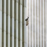 11 сентября 2001 года было сделано огромное количество фото и видеоматериалов, демонстрирующих один …