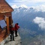 В Швейцарии на высоте 4 000 метров находится самая высоко расположенная хижина для альпинистов – Сол…
