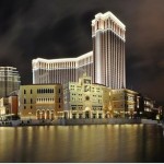 Самое большое в мире казино «Венеция» в Макао. Одновременно, это второе в мире и самое большое здани…