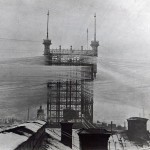 Телефонная станция в Стокгольме, обслуживающая 5000 линий, в 1890-м году…….