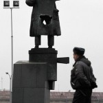 В Будапеште установлен памятник великому русскому юмористу Тимуру Батрутдинову…….
