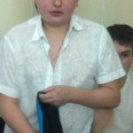 Одноклассники застукали Петра Сракина, дрочащего в школьной раздевалке. Сам Пётр ситуацию пока никак…
