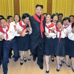 Школьники в Северной Корее в припадке радости из-за визита Оппа Гангам стайла