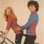 А вы знали что в Голландии принято ездить на велосипедах без седла