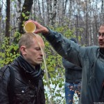 В московских парках волонтеры просто так помогали обычным гражданам, которые забыли с утра помыть голову